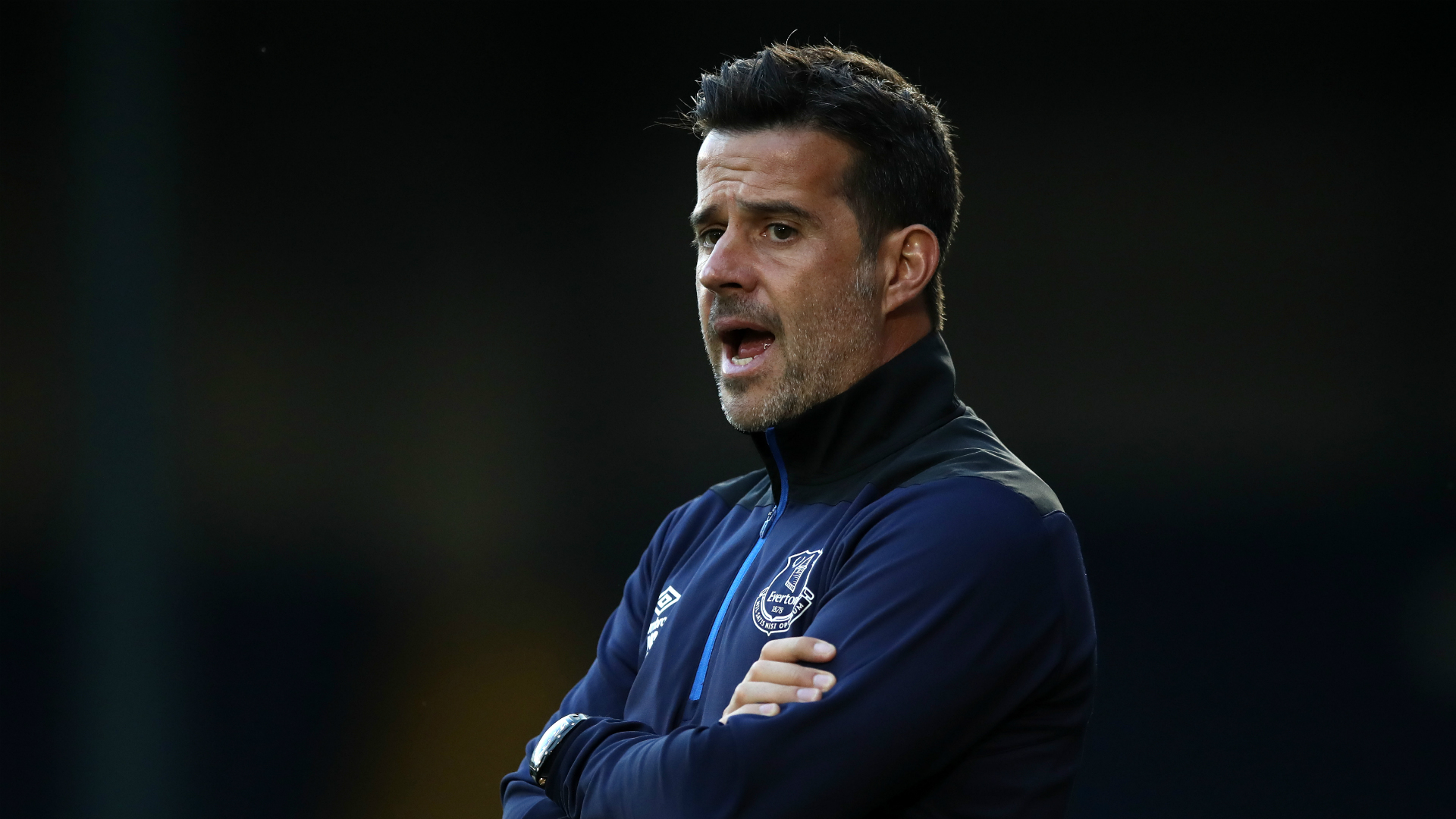 紅魔目前正 紅魔目前正